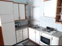 Apartementen Vesna - 40 m from pebble beach: A1(4+1), A2(4), A3(4+1) Seget Vranjica - Riviera Trogir  - Appartement - A2(4): keuken