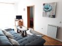 Apartementen Vesna - 40 m from pebble beach: A1(4+1), A2(4), A3(4+1) Seget Vranjica - Riviera Trogir  - Appartement - A2(4): woonkamer