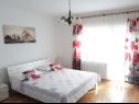 Apartementen Vesna - 40 m from pebble beach: A1(4+1), A2(4), A3(4+1) Seget Vranjica - Riviera Trogir  - Appartement - A3(4+1): slaapkamer
