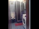 Apartementen Zeljko - with garden: A1(4), SA2(2+1) Seget Vranjica - Riviera Trogir  - Studio-appartment - SA2(2+1): badkamer met toilet