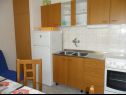 Apartementen Gor A1(2+2), B2(2+2) Sevid - Riviera Trogir  - Appartement - A1(2+2): keuken en eetkamer