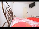 Apartementen Irvin - sweet apartment : A1(5) Trogir - Riviera Trogir  - Appartement - A1(5): slaapkamer