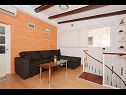 Apartementen Irvin - sweet apartment : A1(5) Trogir - Riviera Trogir  - Appartement - A1(5): woonkamer