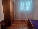 Apartementen Marija - 10m from beach: A1(4+1), A2(6), A3(6+2) Trogir - Riviera Trogir  - Appartement - A1(4+1): slaapkamer