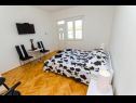 Apartementen Iva - 150m from the beach: A1(4), A3(3), SA2(2) Trogir - Riviera Trogir  - Studio-appartment - SA2(2): slaapkamer