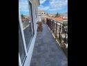 Apartementen Tomi - with beautiful view: A1(4+1) Trogir - Riviera Trogir  - Appartement - A1(4+1): balkon