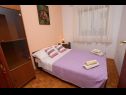 Apartementen Mare - comfortable apartment : A1(5), A2(5) Trogir - Riviera Trogir  - Appartement - A2(5): slaapkamer