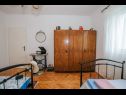 Apartementen Florio - garden & free parking: A1(5) Trogir - Riviera Trogir  - Appartement - A1(5): slaapkamer