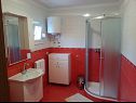 Apartementen Branko - close to the sea : A1(4+1) Vinisce - Riviera Trogir  - Appartement - A1(4+1): badkamer met toilet