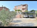 Apartementen Josi - 150 m from sea: A1(4+1), A2(4+1), A4(4+1) Vinisce - Riviera Trogir  - huis