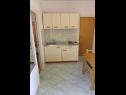 Apartementen Josi - 150 m from sea: A1(4+1), A2(4+1), A4(4+1) Vinisce - Riviera Trogir  - Appartement - A4(4+1): keuken