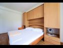 Apartementen Zlatko - 100m from the sea A1(4), A2(4), A3(4) Muline - Eiland Ugljan  - Appartement - A2(4): slaapkamer