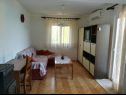 Apartementen Igi - in the beach camp: A1 Porat (6), A2 Porat(6) Susica - Eiland Ugljan  - Appartement - A1 Porat (6): woonkamer