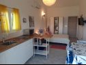 Apartementen Brane - charming and close to the sea SA1(2) Sutomiscica - Eiland Ugljan  - Studio-appartment - SA1(2): interieur