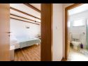 Apartementen Ivanac - close to the beach A1 (6+2), A2 (2+2), A3 (2+2) Ljubac - Riviera Zadar  - Appartement - A2 (2+2): slaapkamer