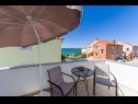 Apartementen Ivanac - close to the beach A1 (6+2), A2 (2+2), A3 (2+2) Ljubac - Riviera Zadar  - Appartement - A3 (2+2): balkon