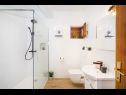 Apartementen Mari - with view: A1(4) Novigrad - Riviera Zadar  - Appartement - A1(4): badkamer met toilet