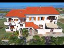 Apartementen Armitage - family friendly: A1(4), A2(4+1), A3(2+1), A4(2+1), A5(2+1) Privlaka - Riviera Zadar  - huis