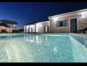 Vakantiehuizen Ani 1 - with pool : H(6) Privlaka - Riviera Zadar  - Kroatië  - zwembad