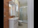 Vakantiehuizen Ani 1 - with pool : H(6) Privlaka - Riviera Zadar  - Kroatië  - H(6): badkamer met toilet