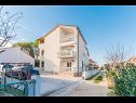 Apartementen Ivica - with parking : A1-0A(4+1), A2-1A(4+1), A3-1B(4+1), A4-2A(4+1) Sabunike - Riviera Zadar  - huis