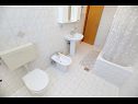 Apartementen Vera - 150 m from sea: A1(4), SA2(2), SA3(2) Sukosan - Riviera Zadar  - Appartement - A1(4): badkamer met toilet