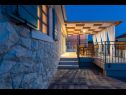Vakantiehuizen Sanya - stone house with outdoor hot tub: H(4) Sukosan - Riviera Zadar  - Kroatië  - tuin (huis en omgeving)