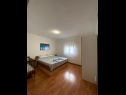 Apartementen Draga - comfortable & afordable: A1(2+2), A2(6), A3(2+2) Vir - Riviera Zadar  - Appartement - A2(6): slaapkamer