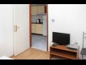 Apartementen VINK - 80 m from beach A2(4), A3(4), A4(4) Vir - Riviera Zadar  - Appartement - A3(4): slaapkamer