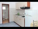 Apartementen VINK - 80 m from beach A2(4), A3(4), A4(4) Vir - Riviera Zadar  - Appartement - A4(4): keuken en eetkamer