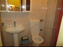 Apartementen Ivo - with parking : A1(2+1), A2(4+1), A3(6) Vir - Riviera Zadar  - Appartement - A2(4+1): badkamer met toilet