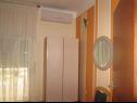 Apartementen Ivo - with parking : A1(2+1), A2(4+1), A3(6) Vir - Riviera Zadar  - Appartement - A3(6): slaapkamer