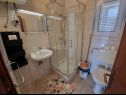 Apartementen Rising Sun A1(2+2), A2(2+2), A3(2+2) Vir - Riviera Zadar  - Appartement - A2(2+2): badkamer met toilet