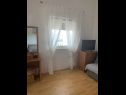 Apartementen Tihana - 200 m from sea: A1(4+1) Vir - Riviera Zadar  - Appartement - A1(4+1): slaapkamer