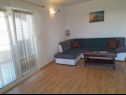 Apartementen Vanja - terrace & BBQ A1(4+2), A2(4+1) Vir - Riviera Zadar  - Appartement - A2(4+1): woonkamer