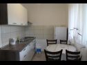 Apartementen Snjeza - 80 m from beach: A1 Studio (4), A2 Apartman (2+2) Vir - Riviera Zadar  - Appartement - A2 Apartman (2+2): keuken en eetkamer