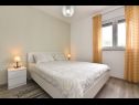 Apartementen Gordana Mar - with pool : A1(2+2), A2H(4+2) Vrsi - Riviera Zadar  - Appartement - A2H(4+2): slaapkamer