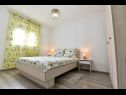 Apartementen Gordana Mar - with pool : A1(2+2), A2H(4+2) Vrsi - Riviera Zadar  - Appartement - A2H(4+2): slaapkamer
