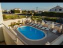 Apartementen Nenad - with pool; A1(4+1), A2(4+1), SA3(3), SA4(3), A5(2+2) Vrsi - Riviera Zadar  - Appartement - A1(4+1): uitzicht