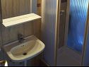 Apartementen Anthony - 50m from the beach & parking: A3(2+1), A4(2+1) Zadar - Riviera Zadar  - Appartement - A3(2+1): badkamer met toilet