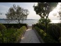 Vakantiehuizen Villa Petar 1 - 10m from sea: H(4) Zadar - Riviera Zadar  - Kroatië  - uitzicht