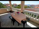 Apartementen Ankica - 150 m from beach: A1(2+2), A2(5), A3(4+1), A4(2+2) Zadar - Riviera Zadar  - Appartement - A4(2+2): terras