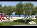 Apartementen Ivo - family friendly: A1 Crveni (2+2), A2 Plavi (2+2), A3 Bez (2+2) Zaton (Zadar) - Riviera Zadar  - Appartement - A2 Plavi (2+2): uitzicht