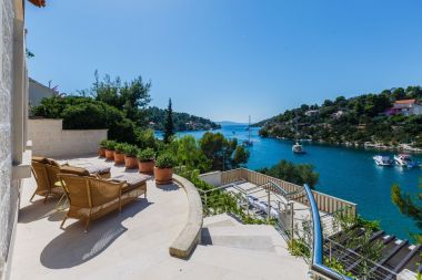 Vakantiehuizen Villa Victoria - beachfront luxury: H(10+1) Bobovisca - Eiland Brac  - Kroatië 