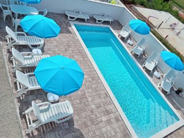 Apartementen Noel - with private pool: A1-prizemlje(4+1), A2-prvi kat(4+1) Umag - Istrië 