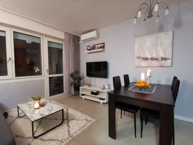 Apartementen Jozo - with terrace : A1(2+2) Omis - Riviera Omis 