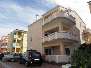 Apartementen Sab - 40 m from beach: A1(4+2), A5(4+2), A2(4+2) Povljana - Eiland Pag 
