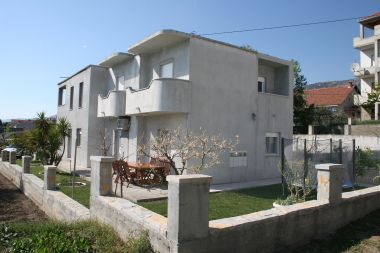 Apartementen Ivica - parking: A1(4+2), A2(4+1) Kastel Gomilica - Riviera Split 