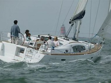 Zeilboot - Beneteau Oceanis 40 (code:ULT44) - Trogir - Riviera Trogir  - Kroatië 