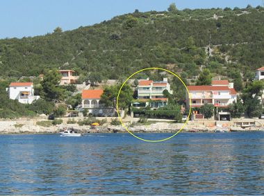 Apartementen Tonka - 10 m from beach A1(2), A2(2+2), A3(3), A4(2), A5(2+2), A6(3) Vinisce - Riviera Trogir 